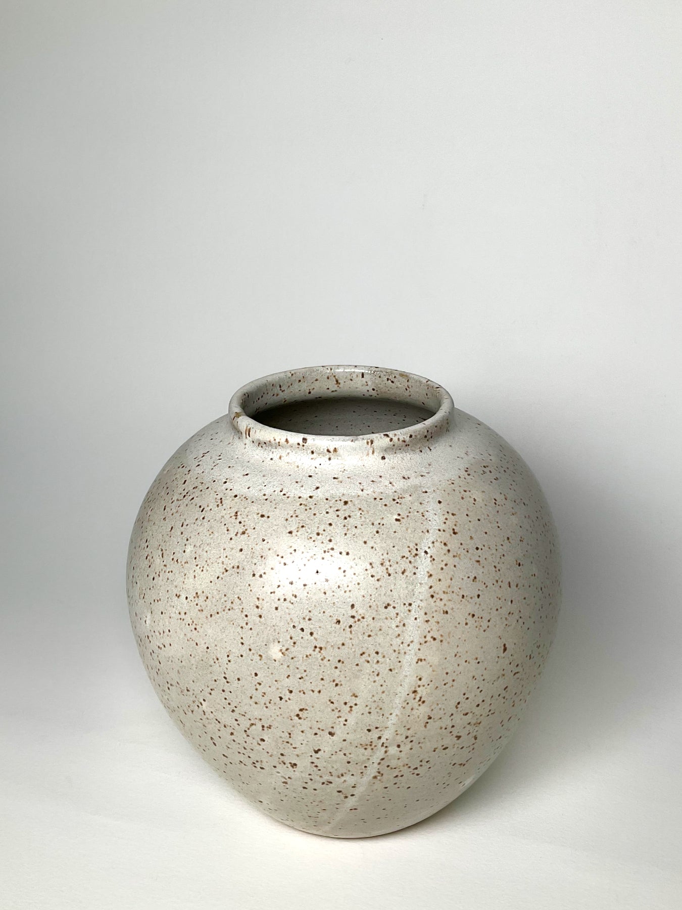 Off White Round Vase.