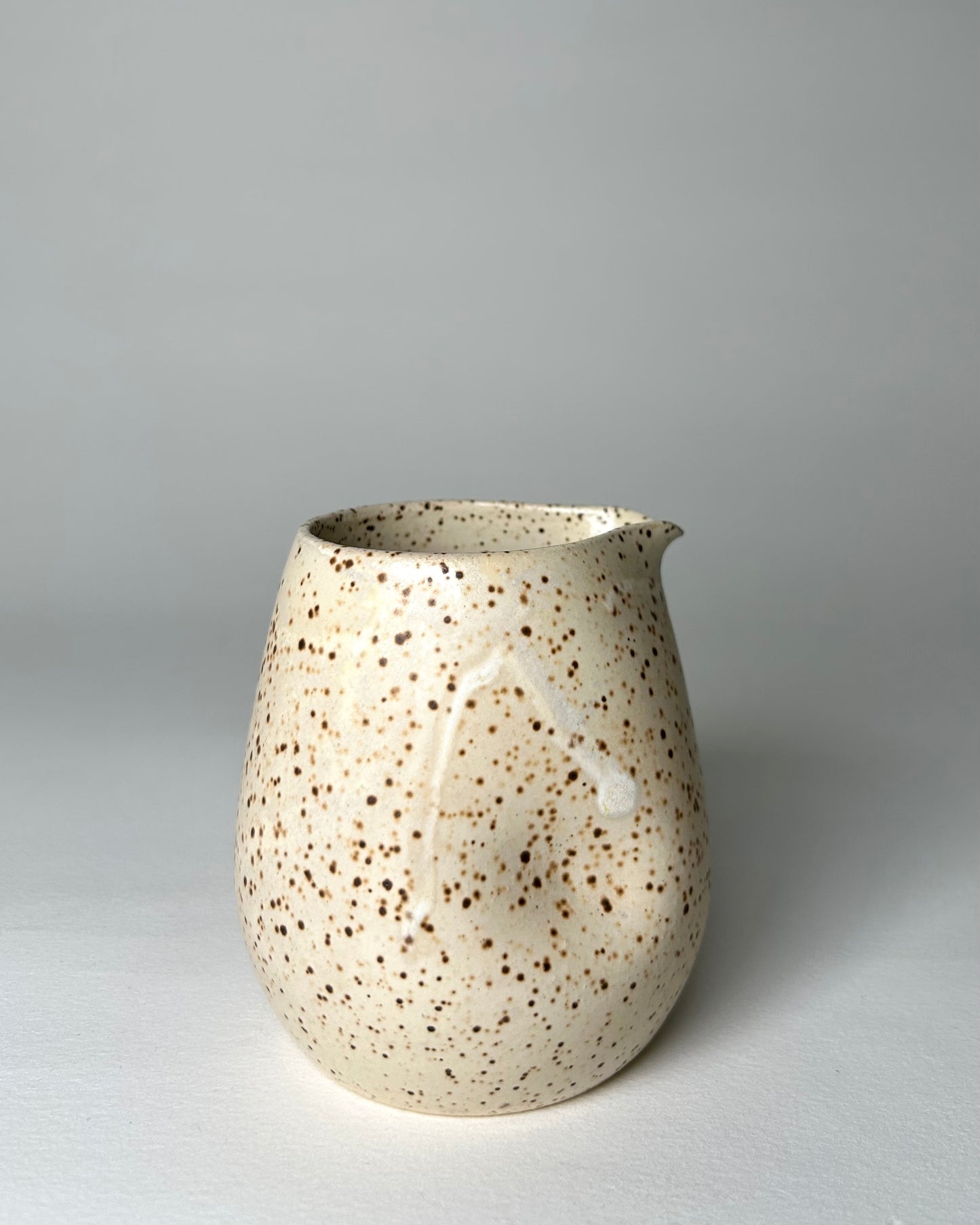 Speckled Pouring Bird.